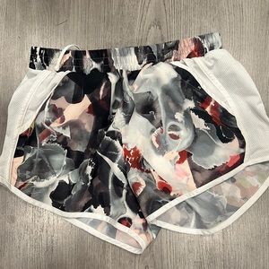 Printed Under  Armour Running shorts